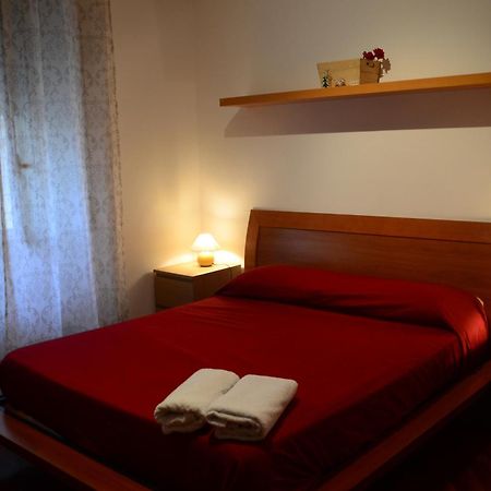 Mirti New Apartment Acquedotto Romano Bagian luar foto